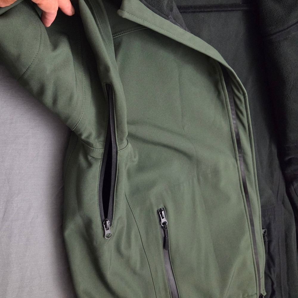 BAERSkin Tactical Softshell Jacket Hoodie Green Fleece Lined Men's L Patches - Picture 6 of 9